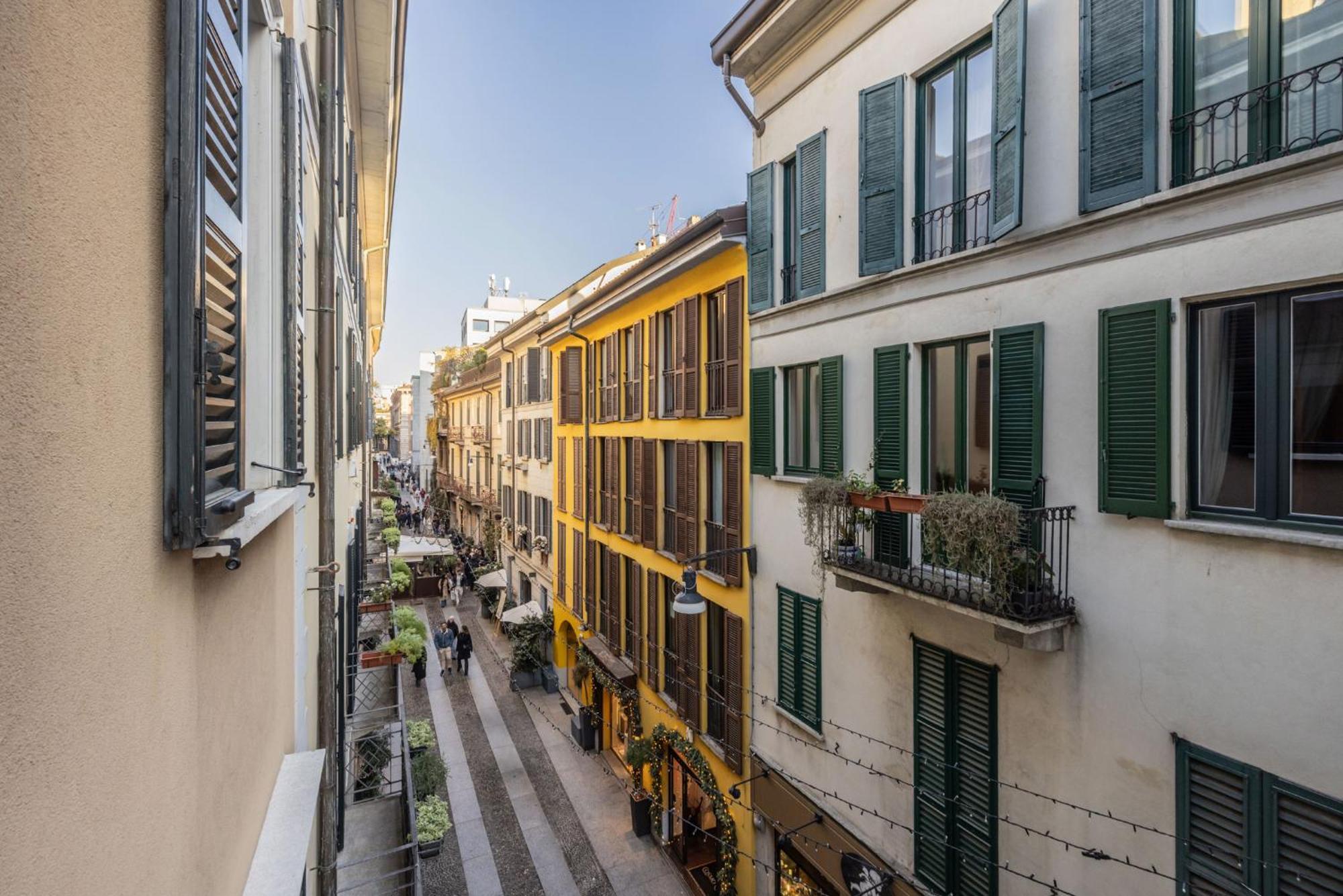 Brera Vicolo Fiori